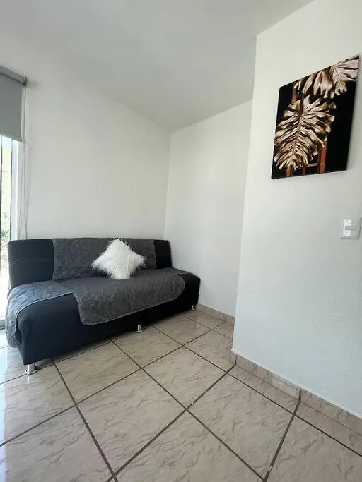 Nyaraló Jardines De Miraflores, Casa Remodelada Completa Zona Sur Iteso Tecmilenio Uvm Hp Colon Centro Sur Guadalajara