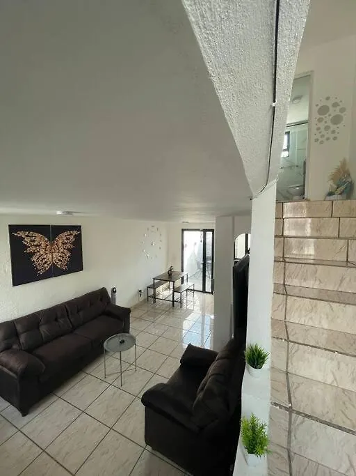 Jardines De Miraflores, Casa Remodelada Completa Zona Sur Iteso Tecmilenio Uvm Hp Colon Centro Sur Guadalajara